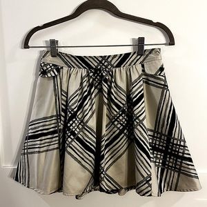 Satin gray circle skirt with zipper. Size 1